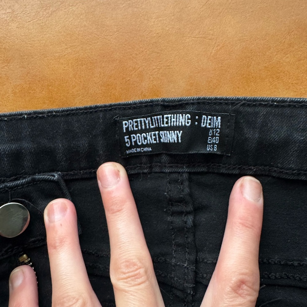 PrettyLittleThing Black Denim Jeans